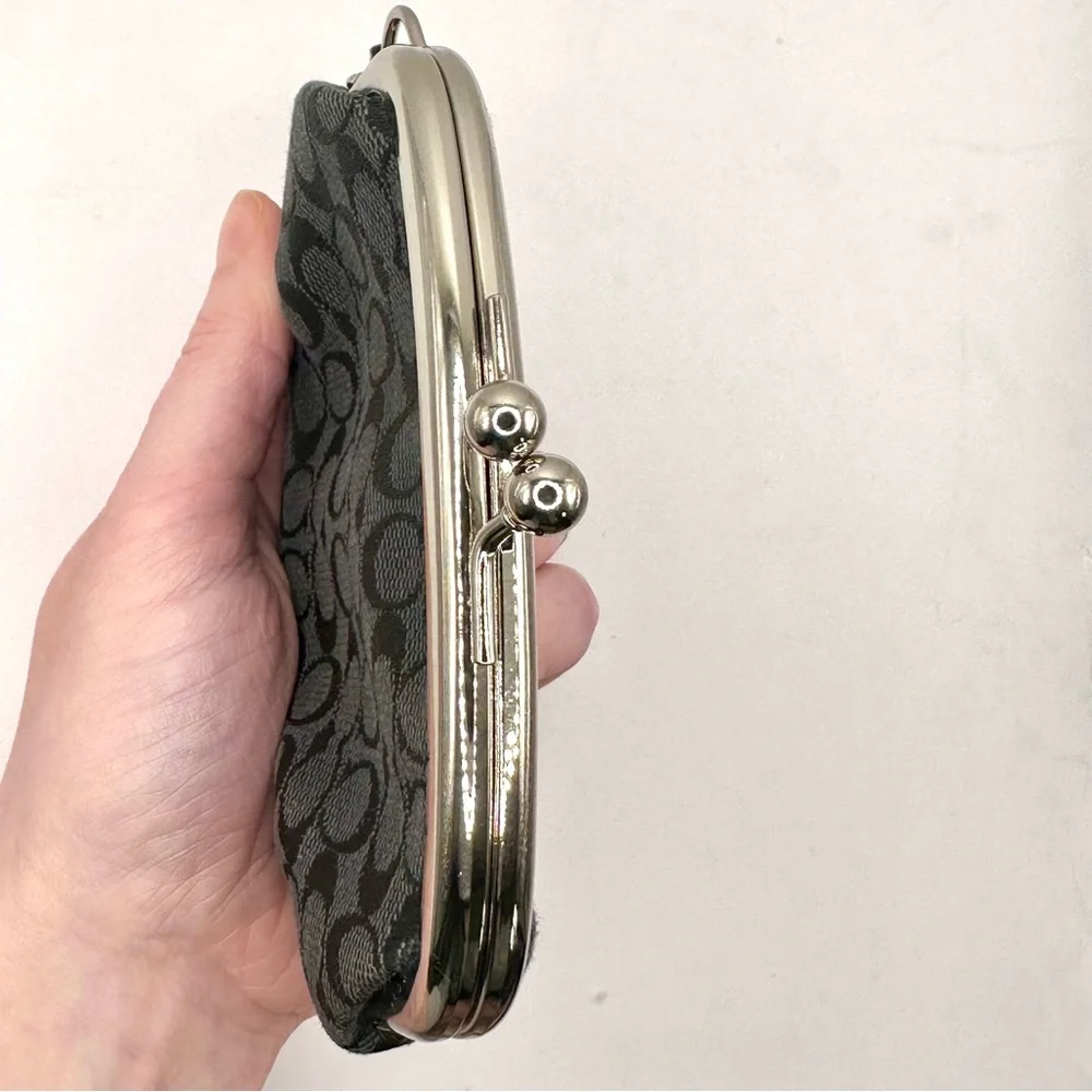 Coach Coin Purse Pouch Kisslock Black Signature Jacquard‎ Monogram C Silver Mini - Picture 4 of 7